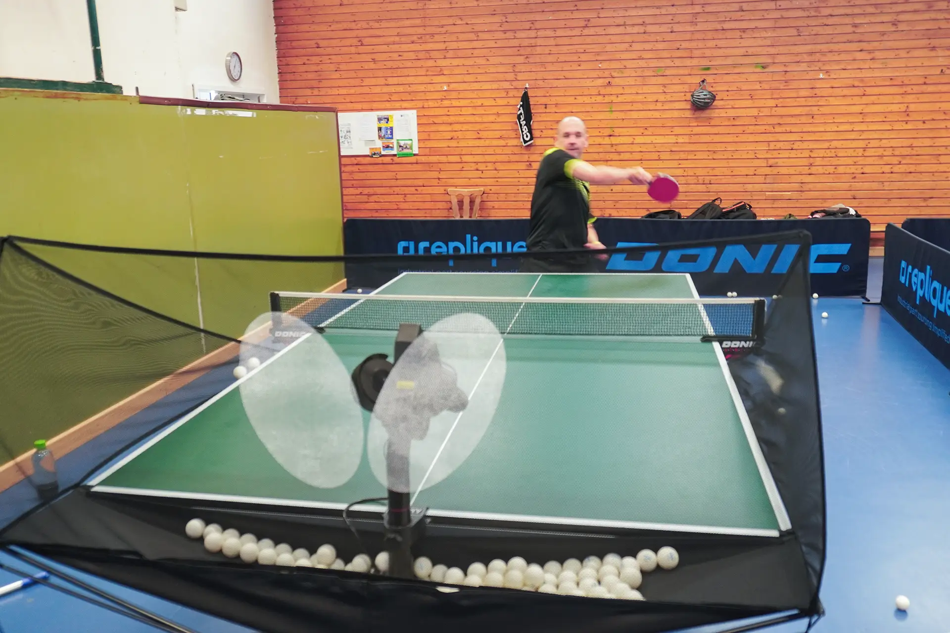 Replique sponsorship of TSV Neckarau table tennis